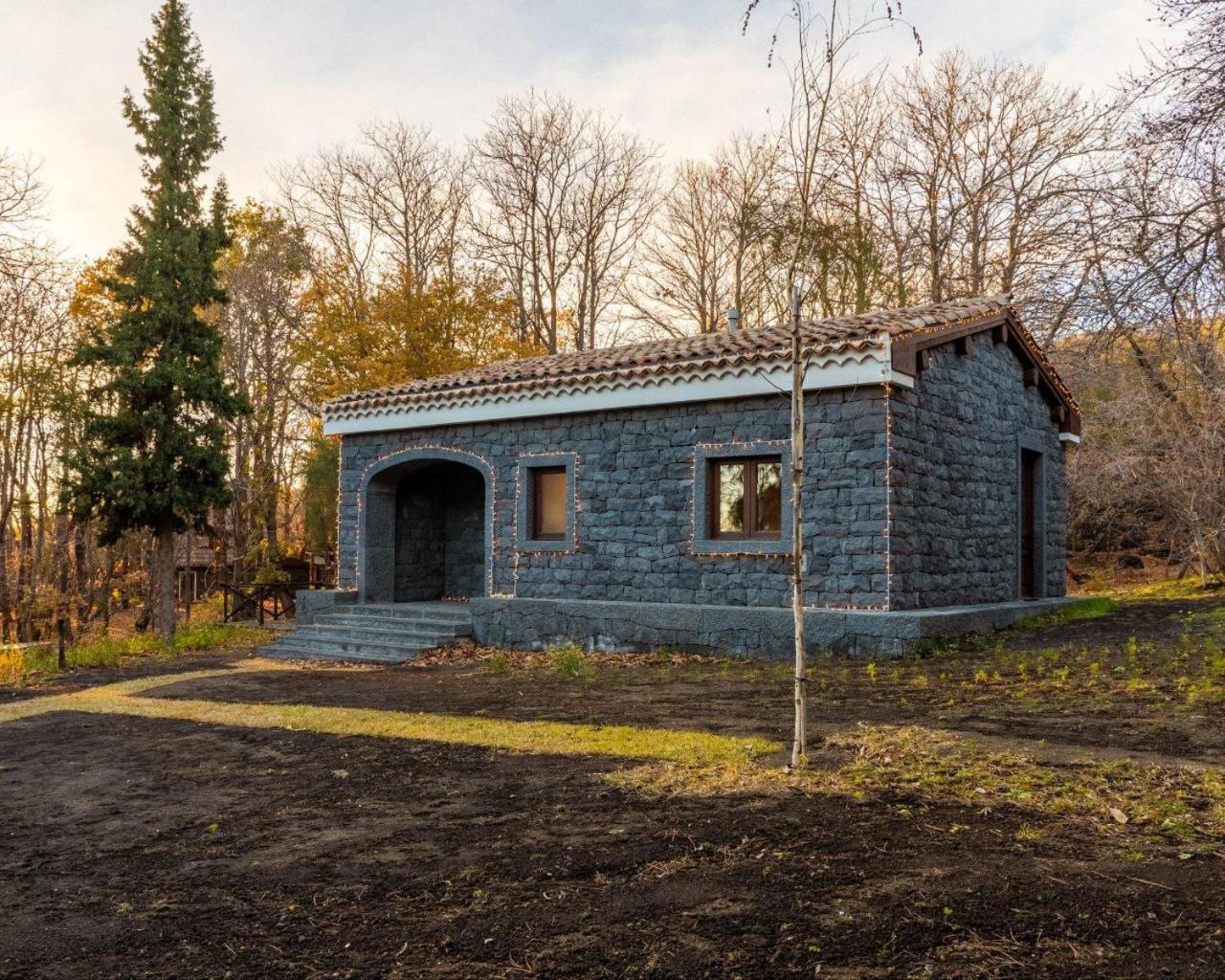 Matilde'S Chalet Etna Nature House Nicolosi Exterior foto